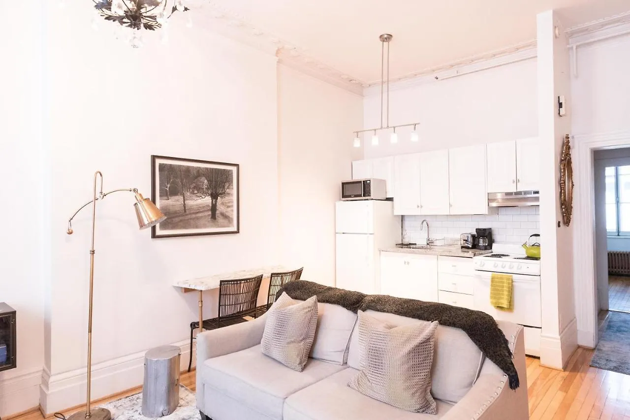 Casa vacanze Gorgeous Condo In Old Quebec - Le Petit 24